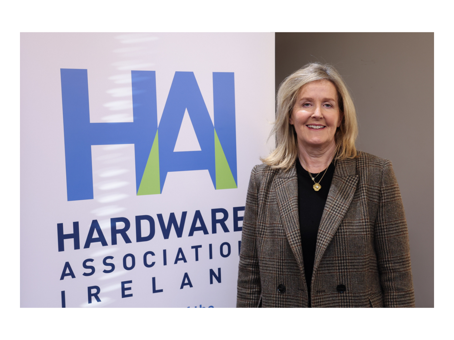 144ab697-c9a9-48a9-887f-b8e41501a6e6 (12)